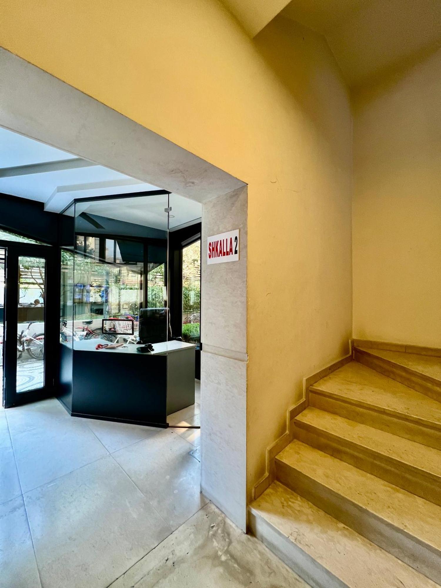 Downtown Grand Comfort Apartamento Tirana