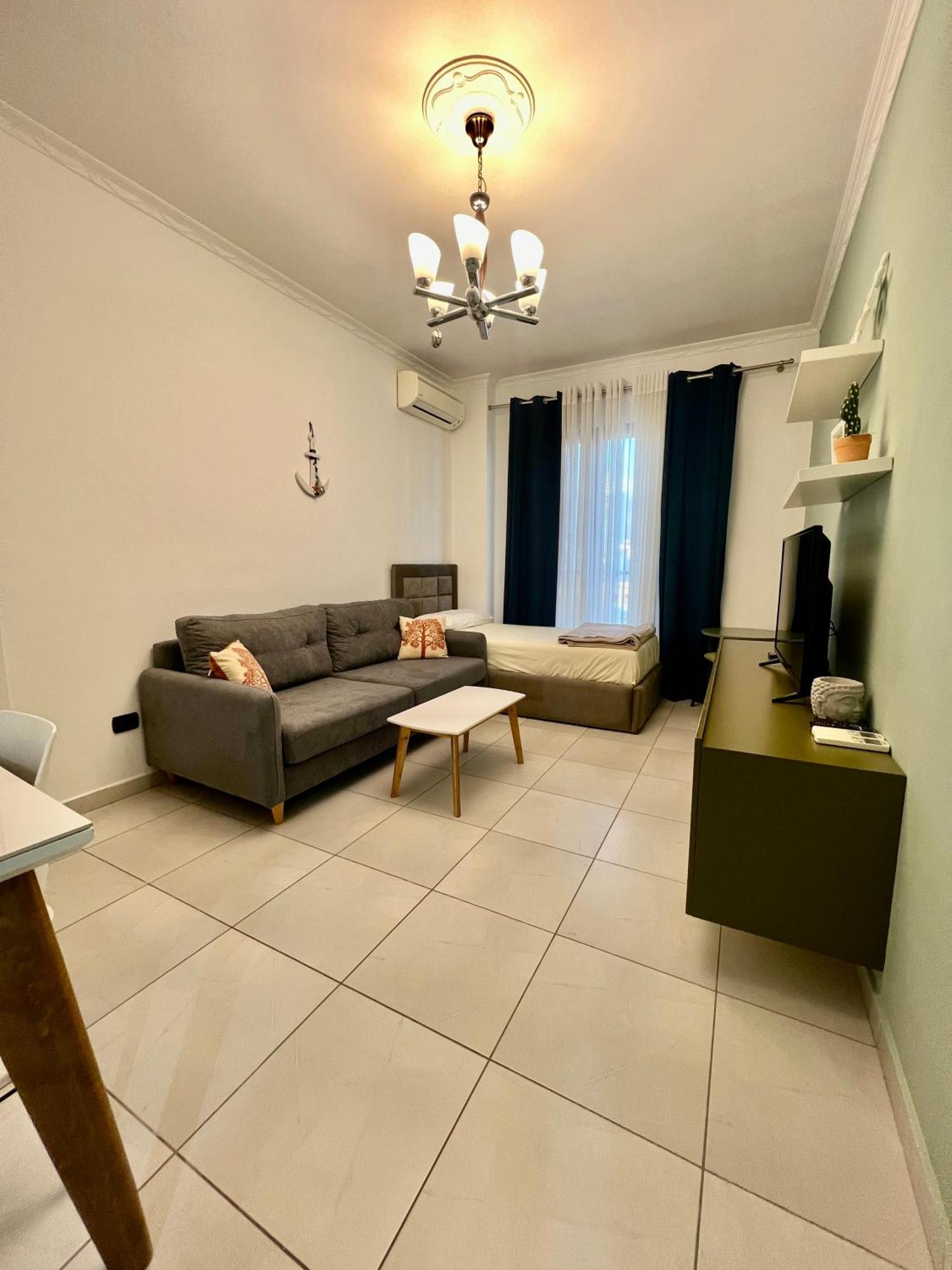 Apartamento Downtown Grand Comfort Tirana